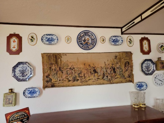 WALL DECORATIONS