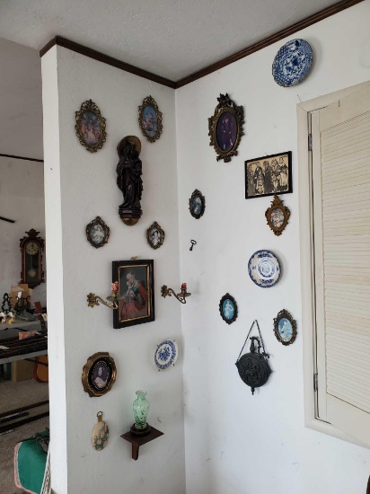 CONTENTS OF DINING ROOM WALLS