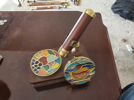 TWO ROTATING DISCS BY THE SAN FRANCISCO MUSIC BOX COMPANY