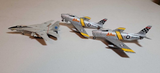 3 HALLMARK FIGHTER AIRCRAFT MODELS