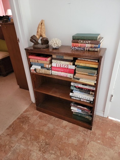 SMALL BOOKCASE WITH BOOKS