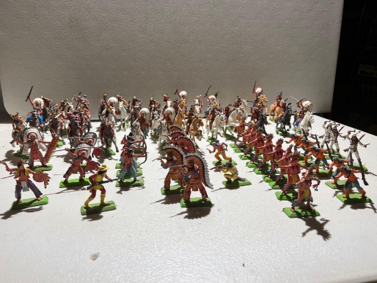 DEETAIL NATIVE AMERICAN FIGURES