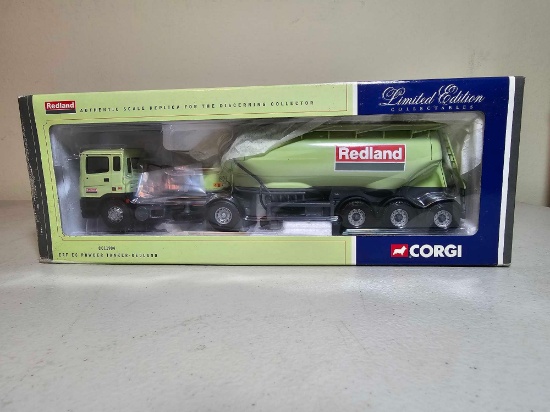 CORGI ERF POWDER TANKER-REDLANDS