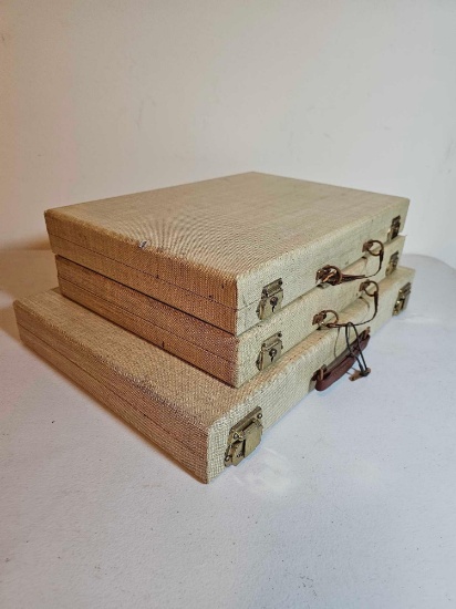 GROUP LOT OF BACKGAMMON
