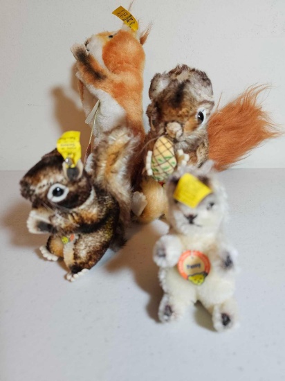 4 STEIFF SQUIRRELS