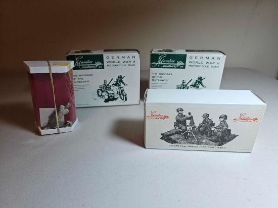 4 GERMAN MINATURE PAINTABLE MODELS