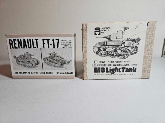 2 SUPERIOR MODELS MILITARY TANKS