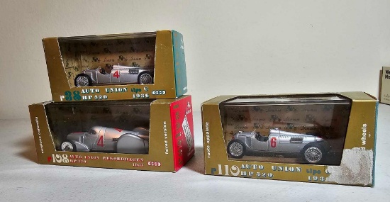 ITALIAN COLLECTIBLE BRUMM RACE CARS