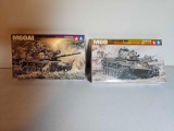 2 TAMIYA U.S. ARMY TANKS