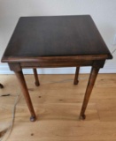 QUEEN ANNE STYLE SIDE TABLE