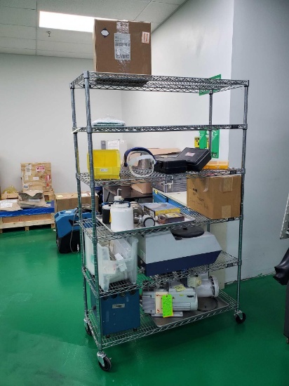 ROLLING METRO RACK WITH VACUUM PUMPS