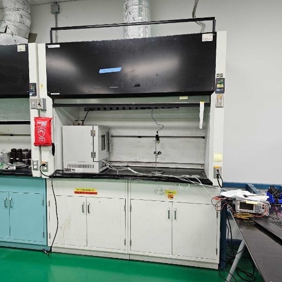 FUME HOOD