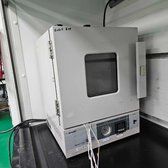 YAMATO VACUUM OVEN ADP-21