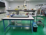 2 WORK BENCHES