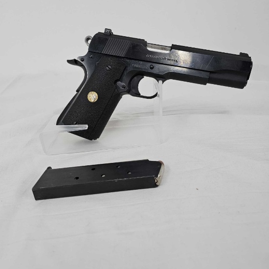 VINTAGE GUN COLLECTION AUCTION