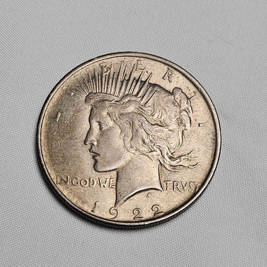 1922 SILVER PEACE DOLLAR