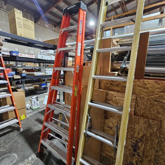 WERNER FIBERGLASS LADDER