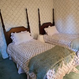 EDWARDIAN STYLE TWIN BED SET