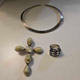 GROUP LOT OF SILVER JEWLERY