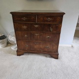 VINTAGE 5 DRAWER DRESSER