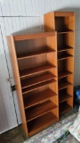 UPRIGHT BOOKSHELVES
