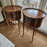 19th CENTURY LOUIS XV STYLE KIDNEY SHAPED TABLE