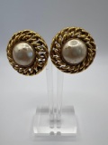 CHANEL EARRINGS