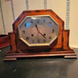 VINTAGE ART DECO MANTEL SPRING CLOCK