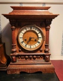 VINTAGE TABLE SPRING CLOCK