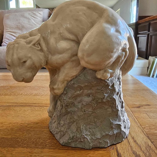 WHITE MOUNTAIN LION STONE SCULPTURE