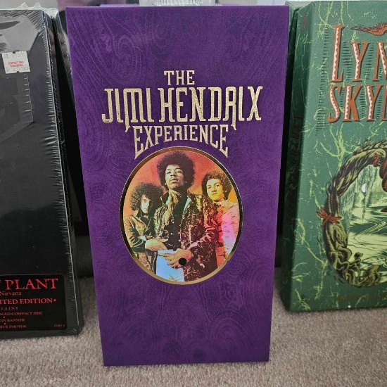MUSIC BOX SETS AND CLASSICAL CD