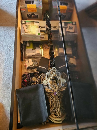 VINTAGE ELECTRONICS