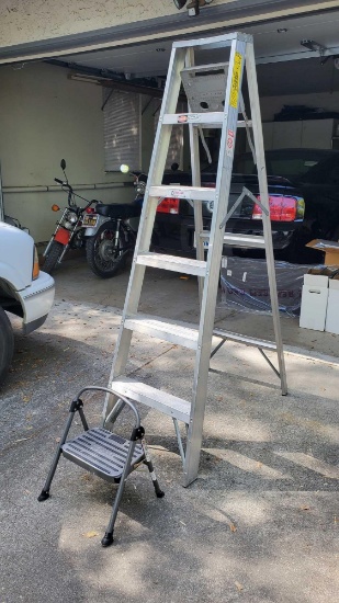 ALUMINUM LADDERS