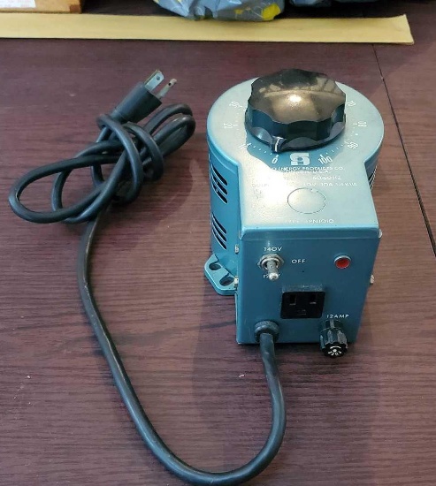 STACO VARIABLE AUTO TRANSFORMER