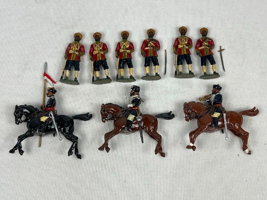 EIRE SOLDIERS AND OTHER MOUNTED SOLDIERS