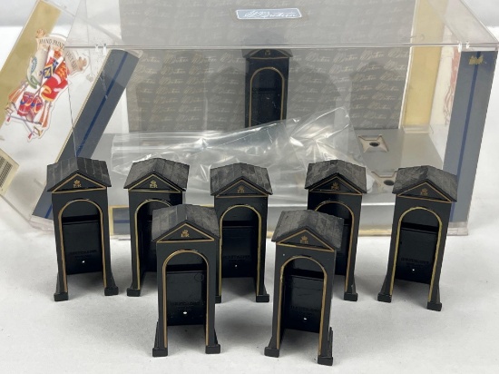 BRITAINS METAL GUARD STATIONS