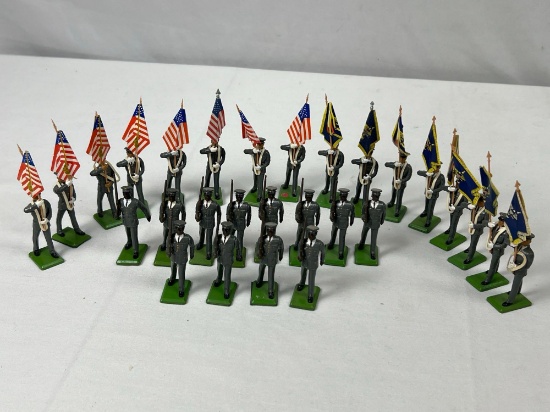 BRITAINS LOT OF COLOR GUARD SOLDIERS AND FLAGS
