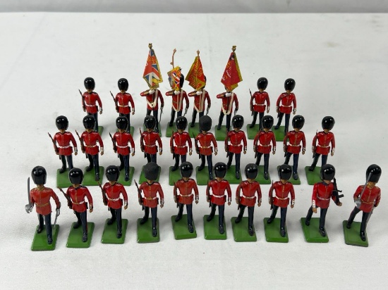 BRITAINS MIXED LOT SCOTS COLOR PARTY AND SCOTS GUARD