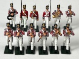 MIXED LOT OF BRITAINS SOLDIERS AND MUSICIANS