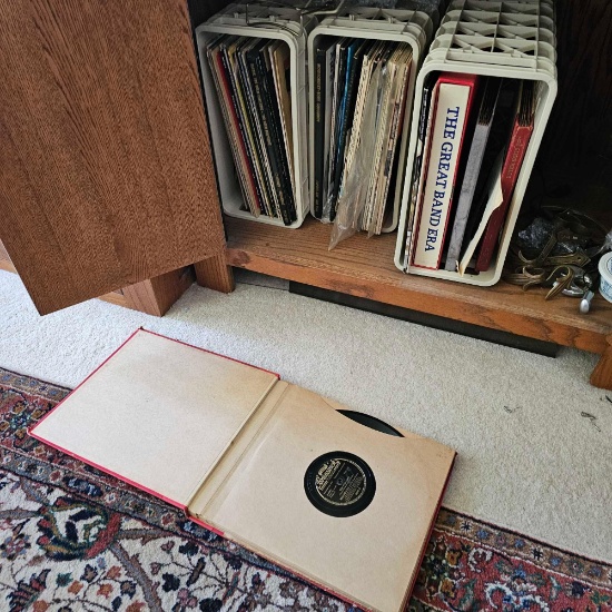 SMALL QUANTITY OF VINYL ALBUMS
