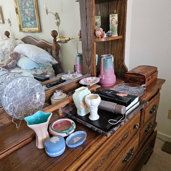 MIXED LOT OF KNICK-KNACKS