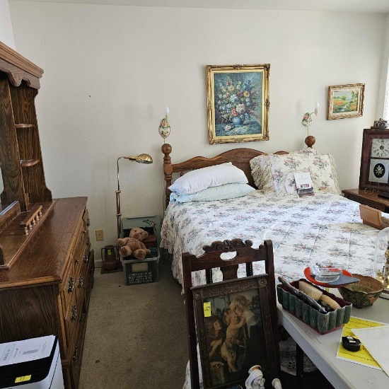 4 PIECE BROYHILL BEDROOM SET