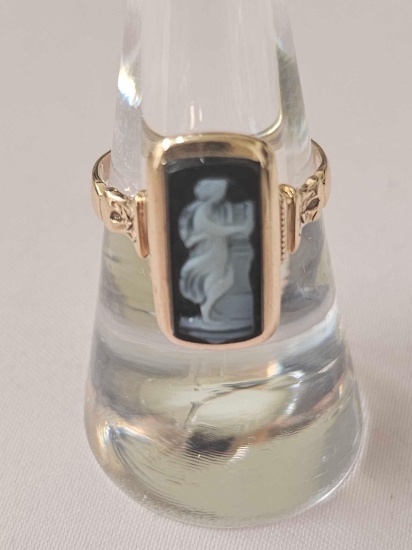 14K BLACK STONE CAMEO RING