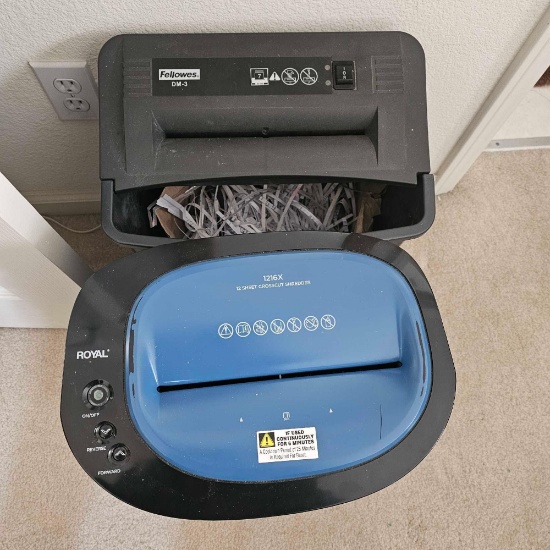 2 PAPER SHREDDERS