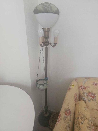 VINTAGE POLE LAMP