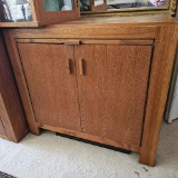 SHORT HARDWOOD STORAGE CHEST