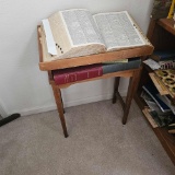 DICTIONARY STAND