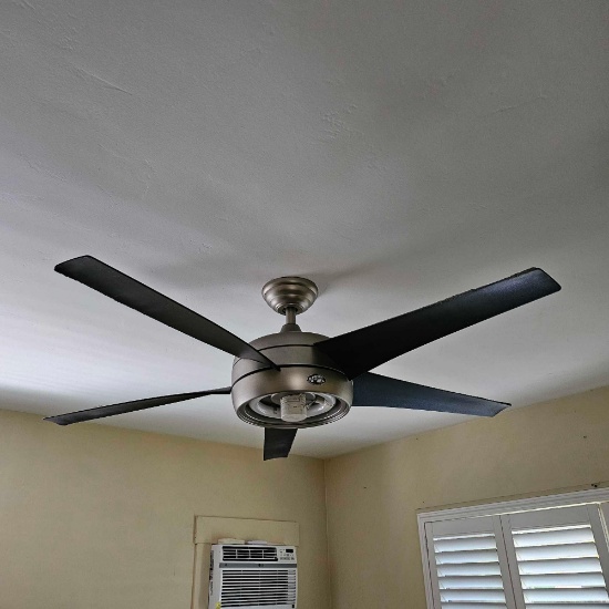 HAMPTON BAY LIGHT AND FAN SYSTEM