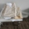 SMALL QUANTITY OF KITCHEN LINENS