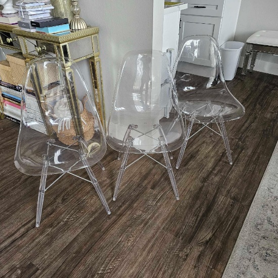 TRANSPARENT ACRYLIC DINING CHAIRS